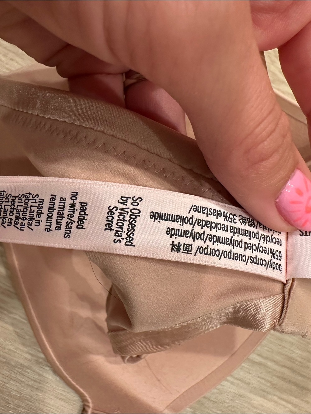 Victoria's Secret Smooth Nude Pink Push Up Bra - Picture 5 of 6